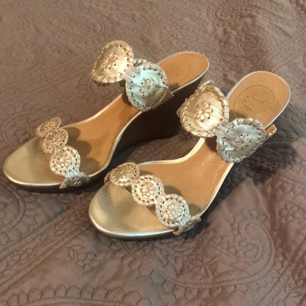 JR wedges